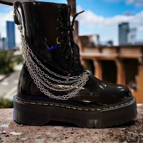 Boot chain, multiple boot chain, one boot chain, silver and black boot chain. - Picture 6 of 10